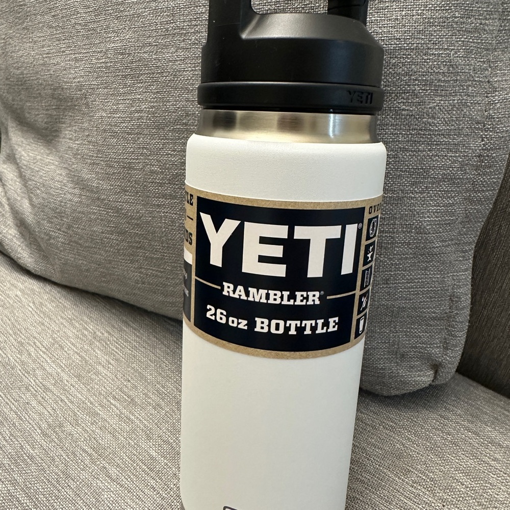 Yeti Rambler 26oz Bottle - Stainless Steel